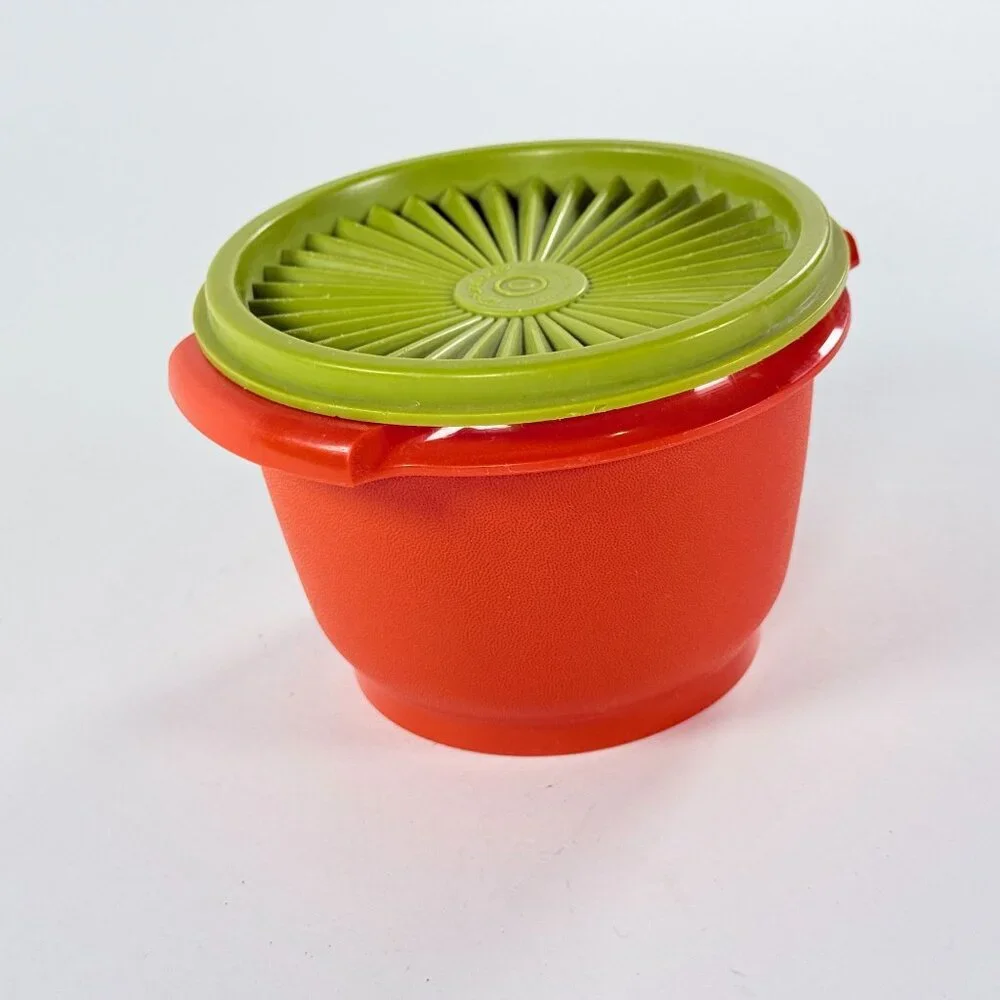 Vintage Tupperware Red Bowl Green Seal Sunburst Lid 886-18 Durable Plastic